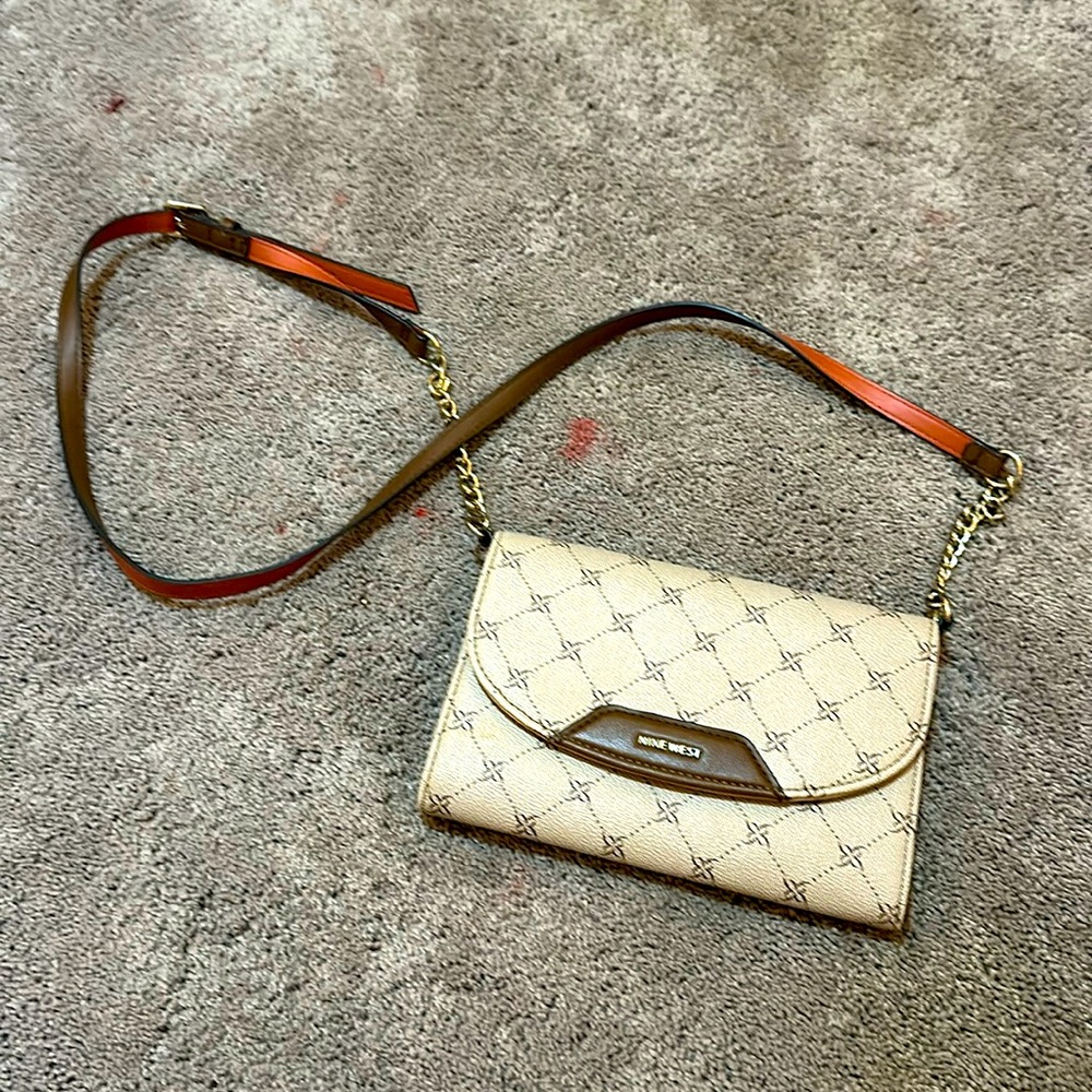 Beige Nine West cross body purse